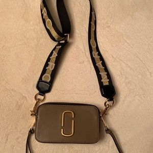 COPY - Marc Jacobs logo strap Snapshot